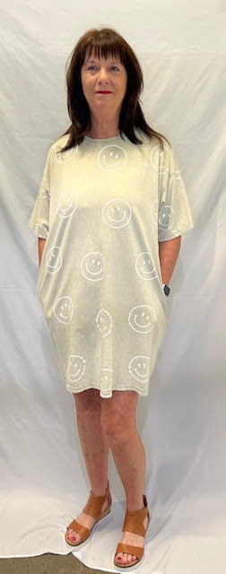 Easel Happy Face Dress ED18210